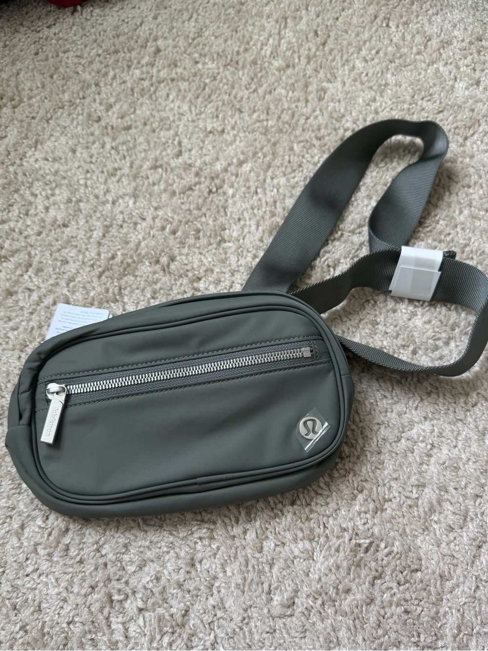 lululemon Wunderlust Belt Bag - Grey Sage
